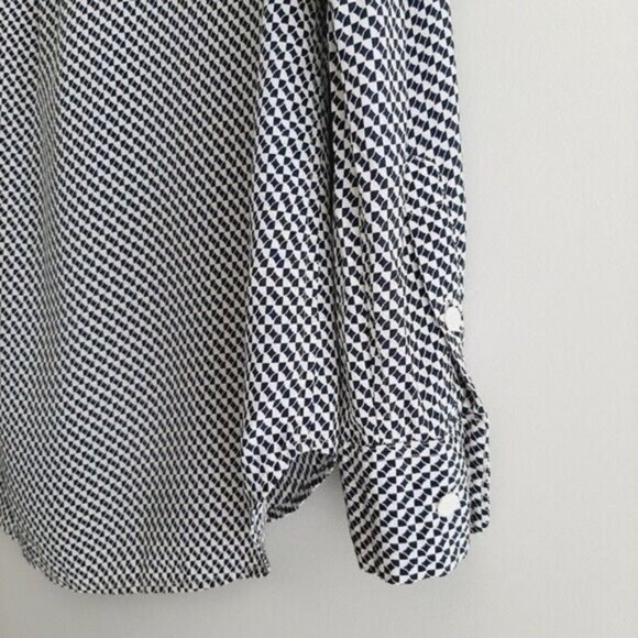 EQUIPMENT FEMME 100% Silk Button Down Blouse Geometric Print Sz XS - Picture 11 of 13
